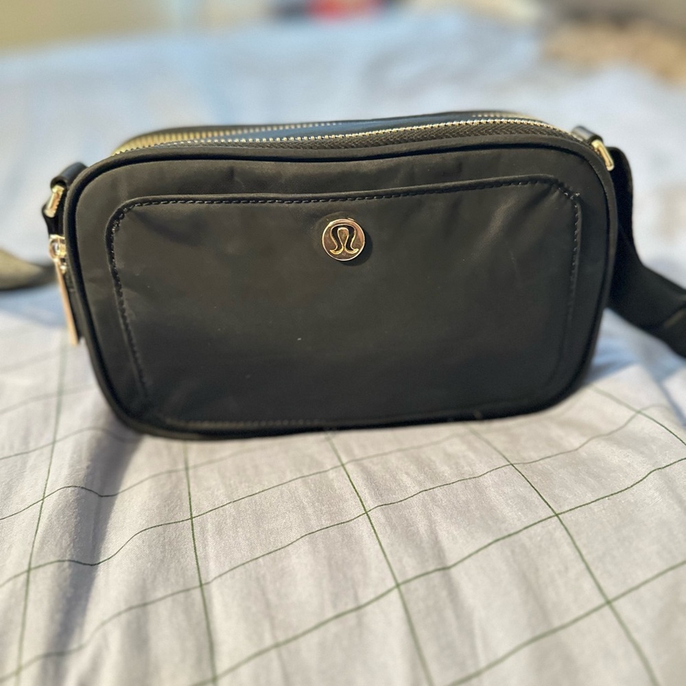 Crossbody Camera Bag 2L